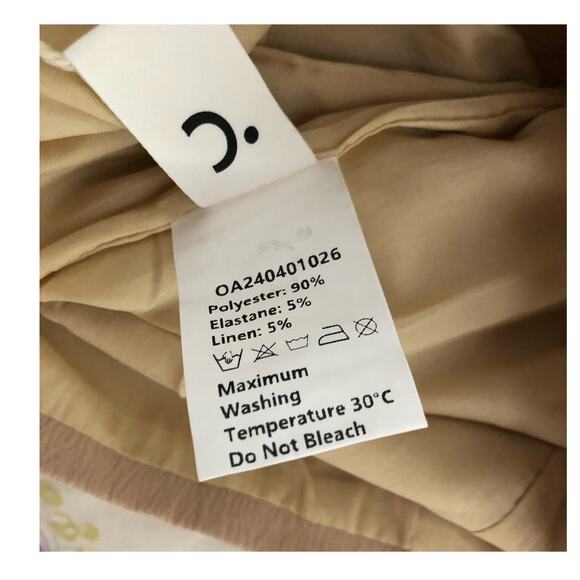 Commense Women's Sheath‎ Dress Size Medium Beige V-Neck Knee Length Pullover - Picture 5 of 8